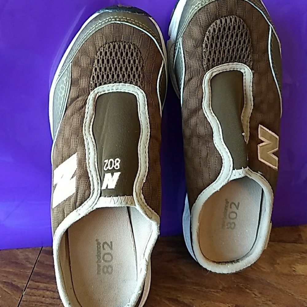 Slip on sneakers